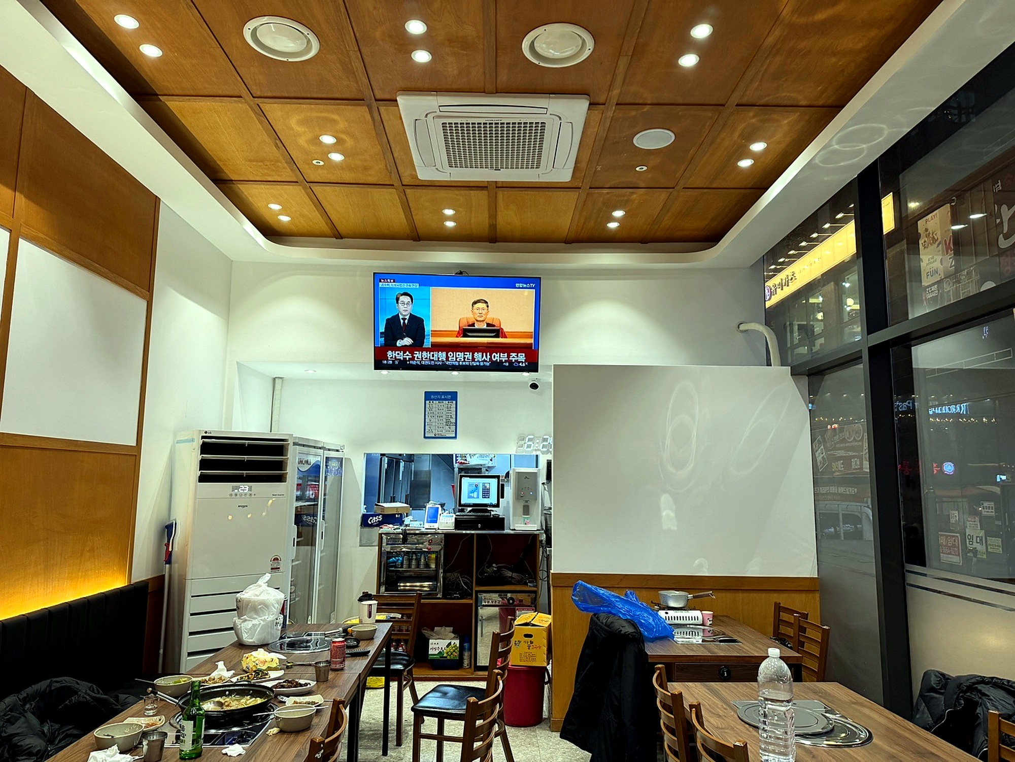 검단 식당 리모델링 홀 시공사진