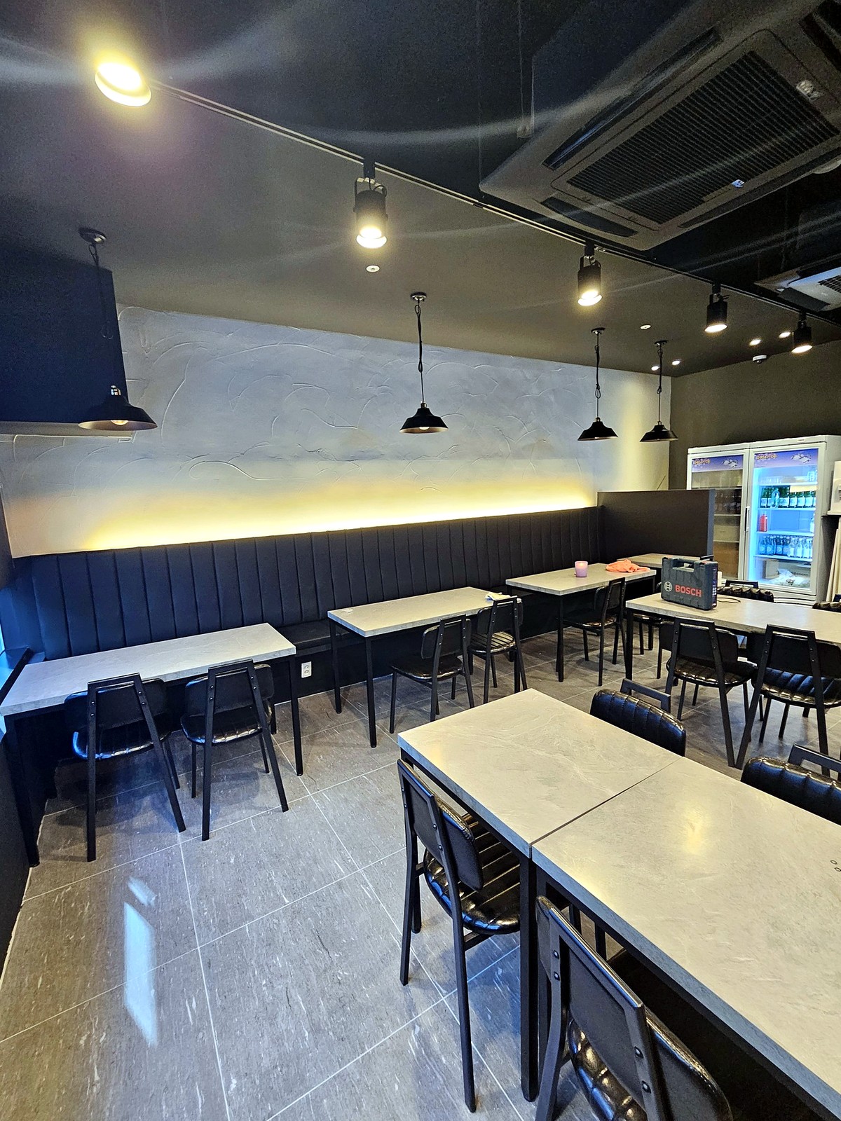 가양 치킨전문점 인테리어 비용 목공 시공 사진 1