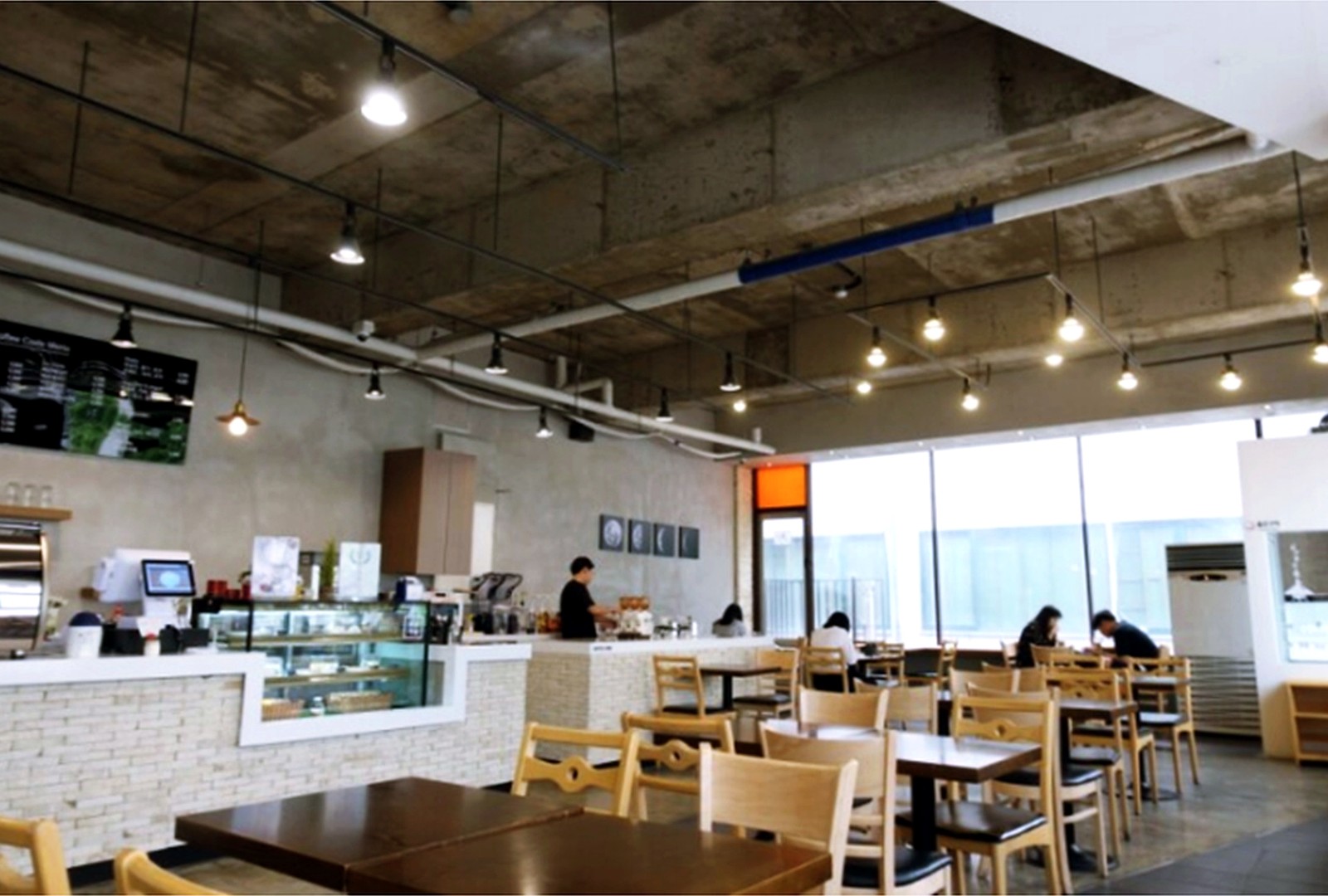 까치산 카페 인테리어 전문 시공전 시공 사진 1