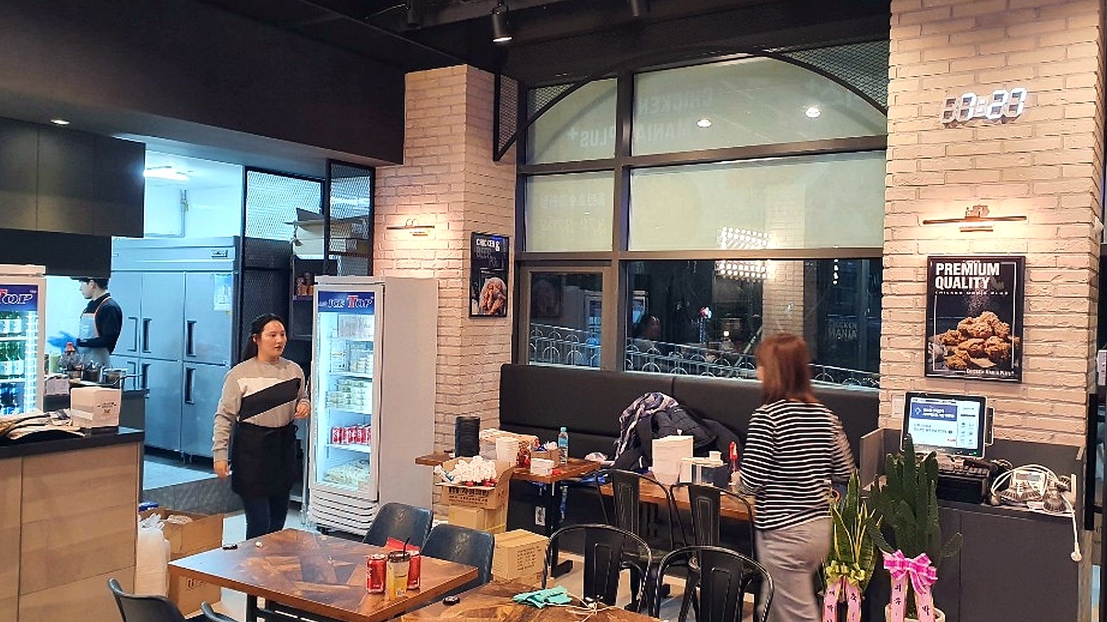신도림 호프치킨 인테리어 시공 철거 시공 사진 2