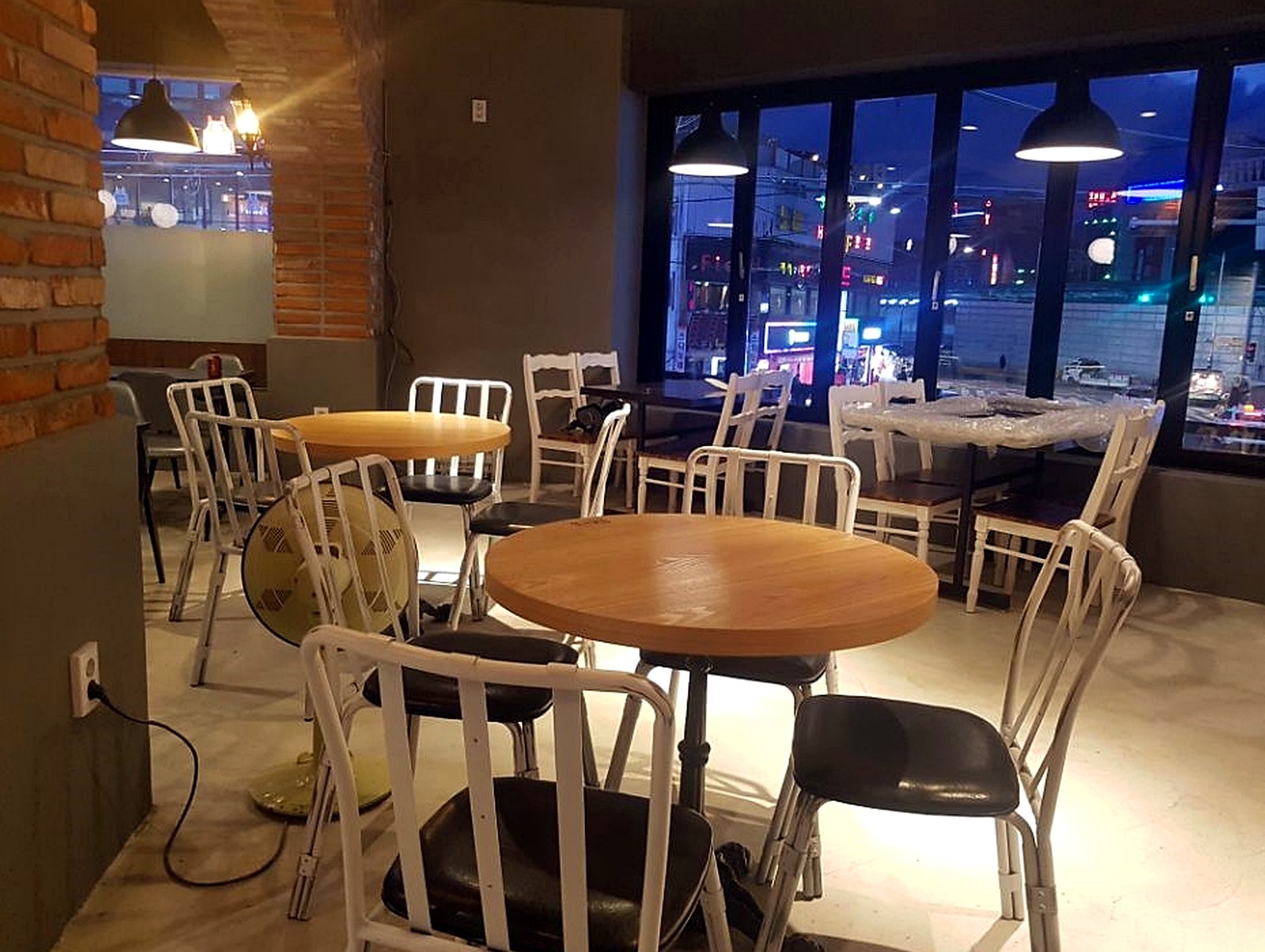 미사 호프치킨 인테리어 업체 시공전 시공 사진 2
