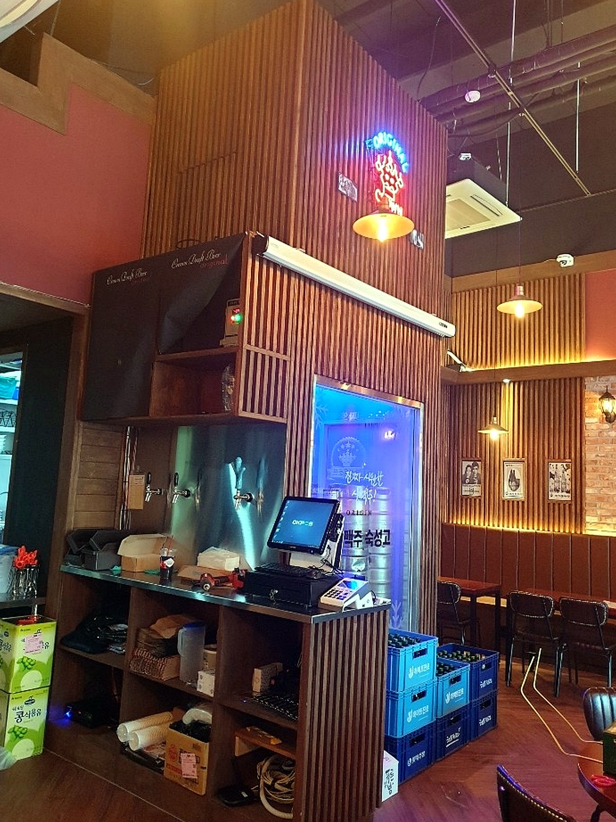 굽은다리 호프집 인테리어 전문 마감 시공 사진 2