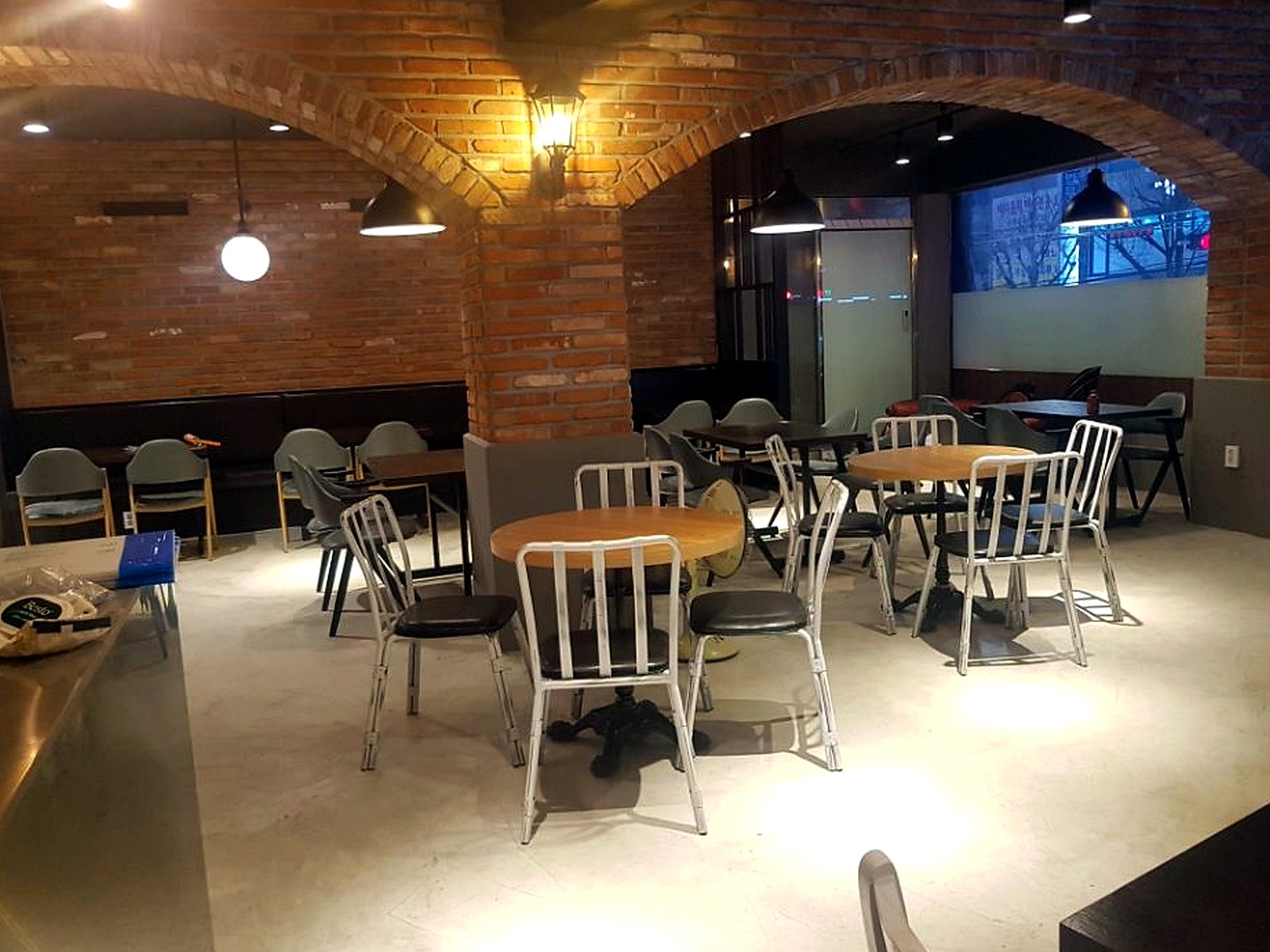 망원 치킨전문점 인테리어 비용 설비 시공 사진 1